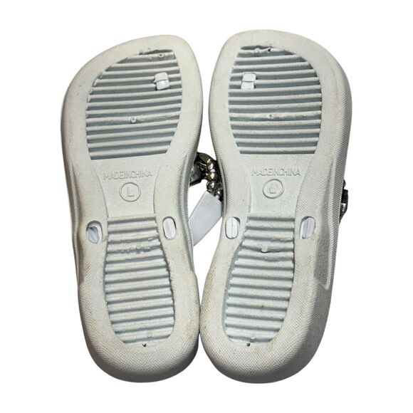 Marigo Women Large Flip Flop White Silver Rhinestone Beaded Slip On Thong Sandal - Picture 6 of 6